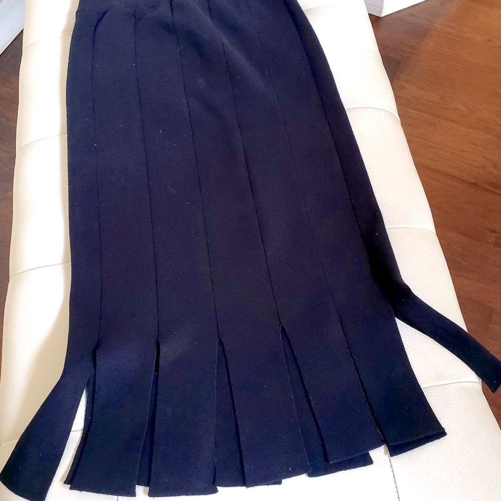 Express Black skirt